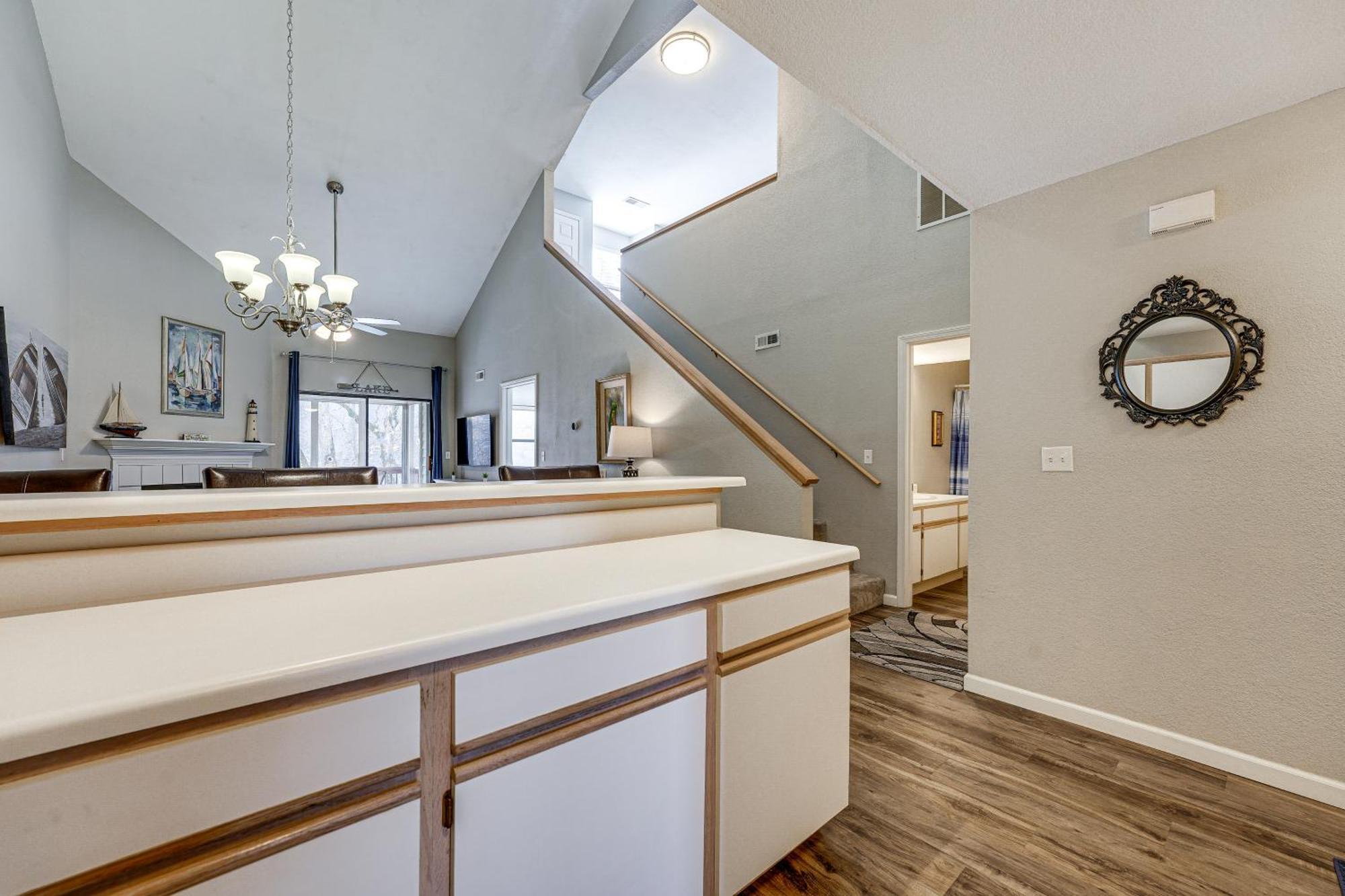 Lakefront Branson Penthouse With Resort Amenities! 外观 照片